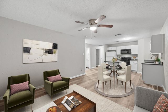 236 Ezekial Avenue, Dallas, TX 75217