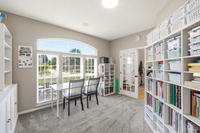 30 Martin Lane, Springboro, OH 45066