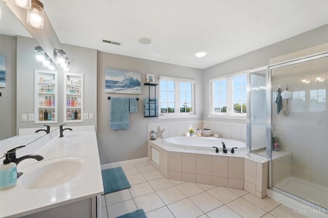 30 Martin Lane, Springboro, OH 45066