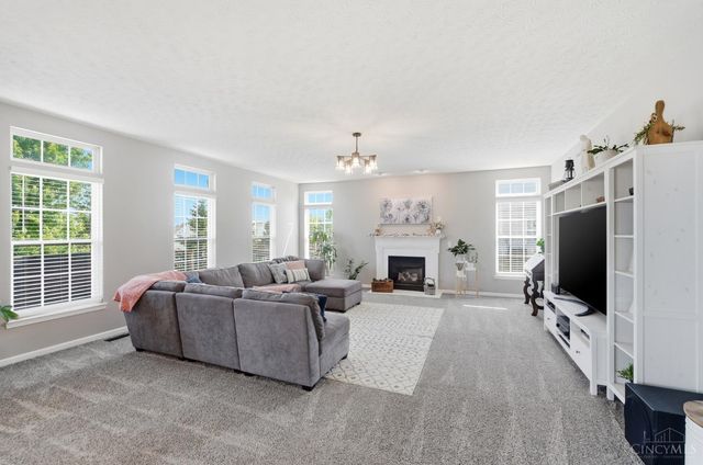 30 Martin Lane, Springboro, OH 45066