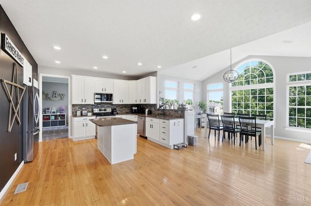 30 Martin Lane, Springboro, OH 45066