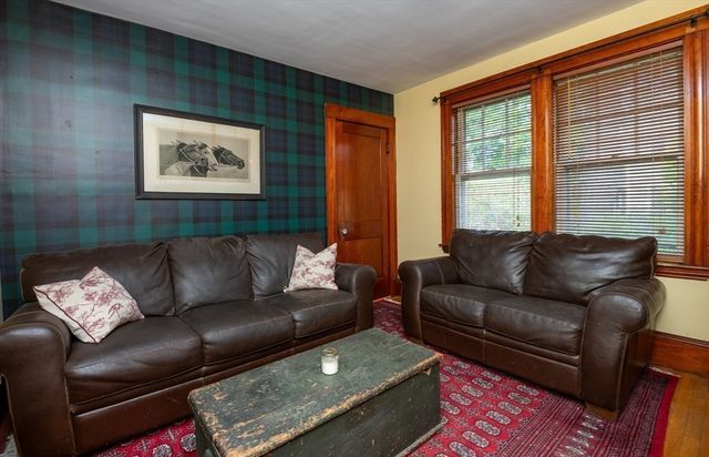 21 Park Street, Hamilton, MA 01982