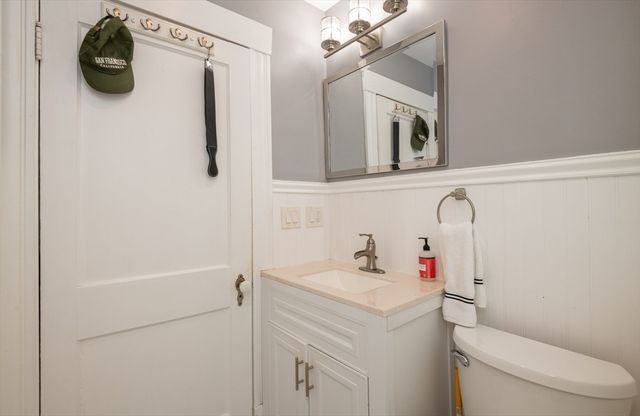 21 Park Street, Hamilton, MA 01982