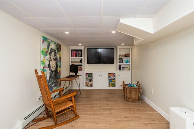 21 Park Street, Hamilton, MA 01982