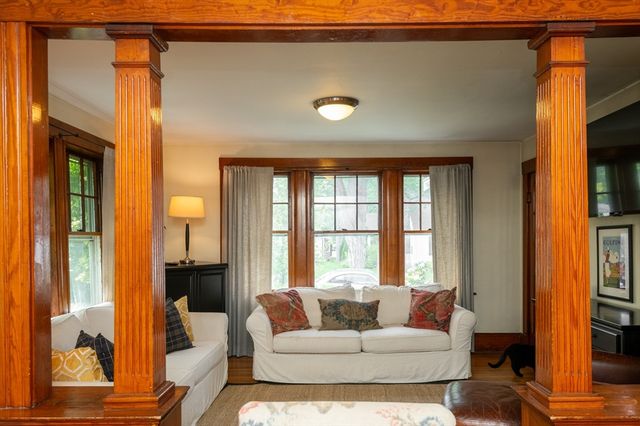 21 Park Street, Hamilton, MA 01982