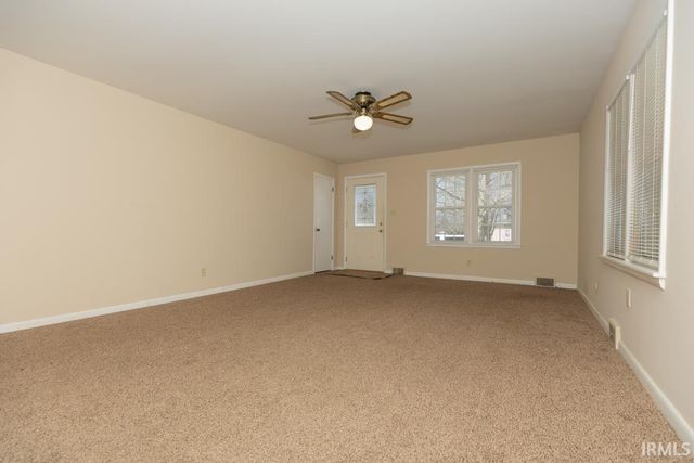 1330 Green Meadow Road, Evansville, IN 47715