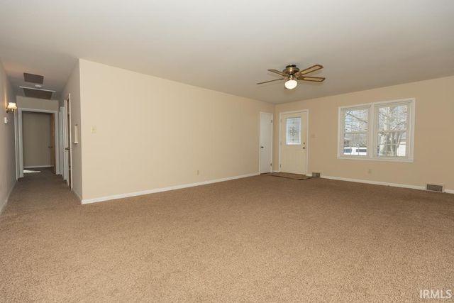 1330 Green Meadow Road, Evansville, IN 47715