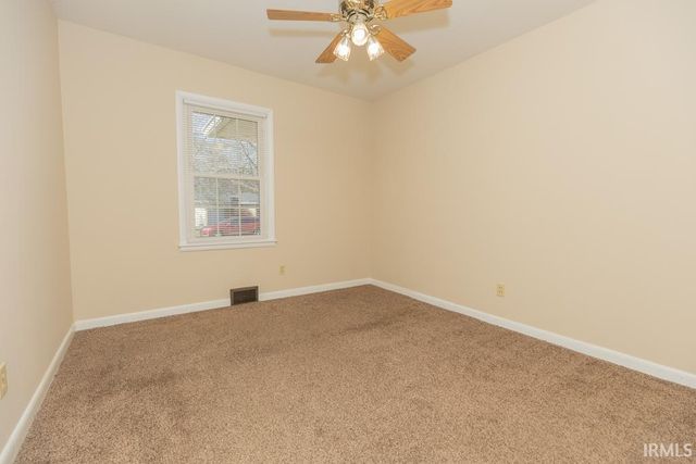 1330 Green Meadow Road, Evansville, IN 47715