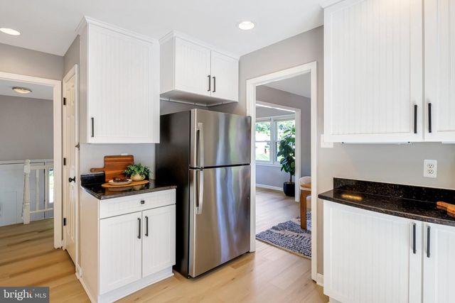 7223 ASHVIEW DR, Springfield, VA 22153