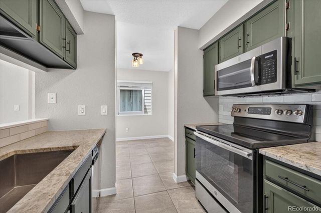 3600 S Pierce Street 7-208, Denver, CO 80235
