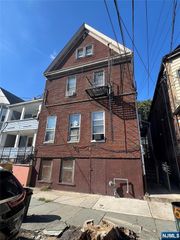 12 Quincy Street 4, Passaic, NJ 07055