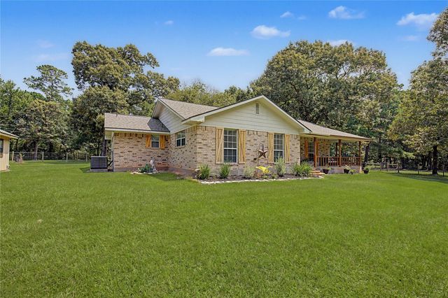 5291 Fm 1374 Road, Huntsville, TX 77340
