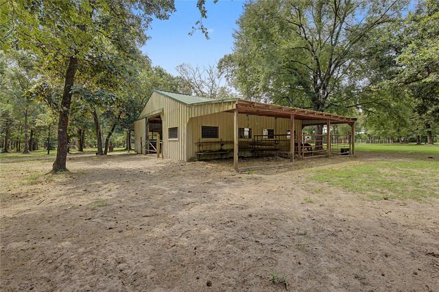 5291 Fm 1374 Road, Huntsville, TX 77340