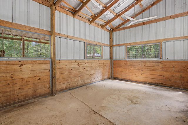 5291 Fm 1374 Road, Huntsville, TX 77340