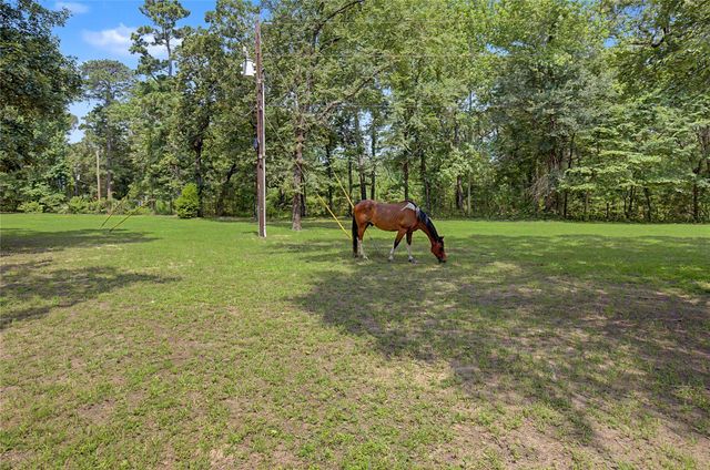 5291 Fm 1374 Road, Huntsville, TX 77340