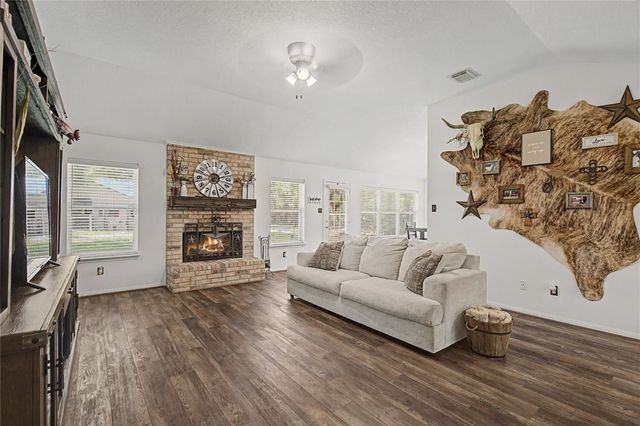 5291 Fm 1374 Road, Huntsville, TX 77340