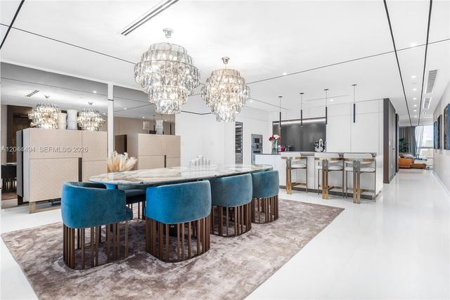 300 Biscayne Blvd Way 5104, Miami, FL 33131