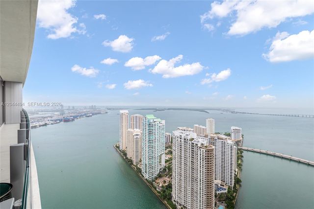300 Biscayne Blvd Way 5104, Miami, FL 33131