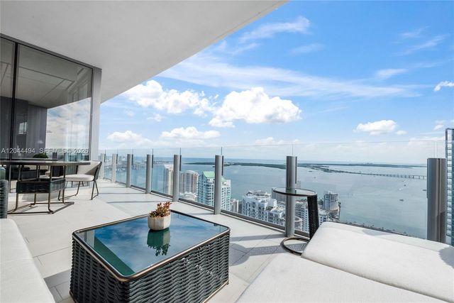 300 Biscayne Blvd Way 5104, Miami, FL 33131