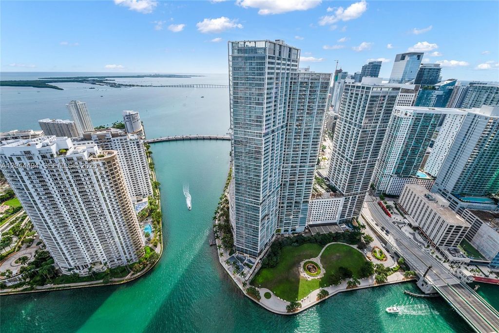 300 Biscayne Blvd Way 5104, Miami, FL 33131