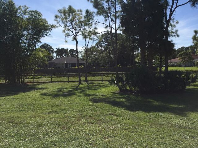 12122 78th Place N, West Palm Beach, FL 33412