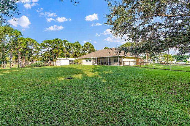 12122 78th Place N, West Palm Beach, FL 33412