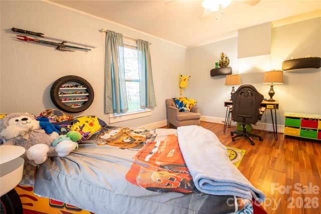 302 Park Avenue, Mount Holly, NC 28120