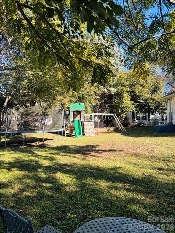 302 Park Avenue, Mount Holly, NC 28120