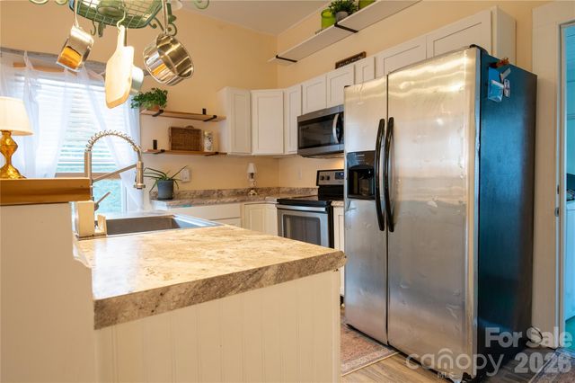 302 Park Avenue, Mount Holly, NC 28120