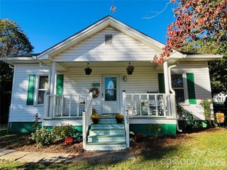 302 Park Avenue, Mount Holly, NC 28120