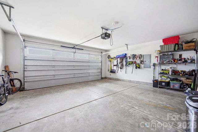 565 Hawley Street, Charlotte, NC 28214