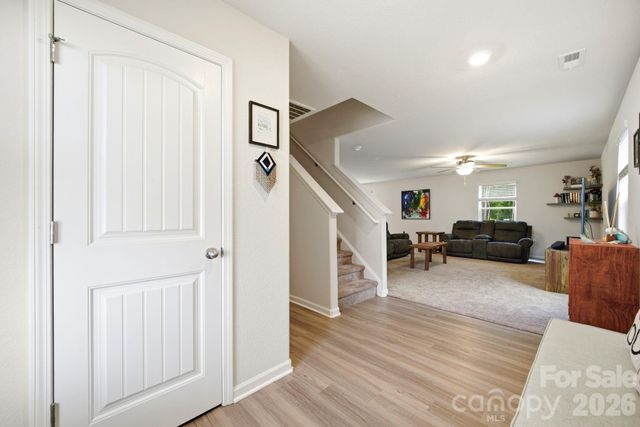 565 Hawley Street, Charlotte, NC 28214
