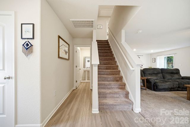 565 Hawley Street, Charlotte, NC 28214