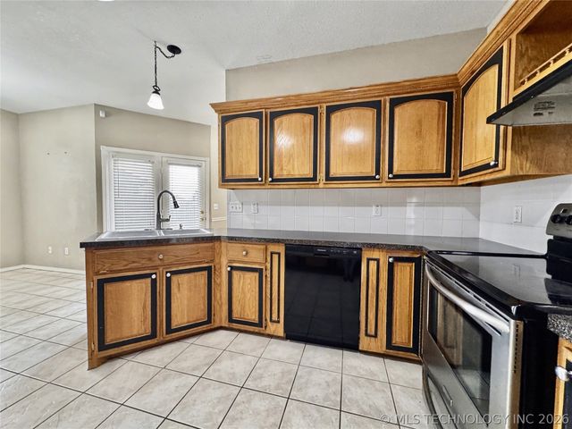 1580 Aspen Drive, Tahlequah, OK 74464