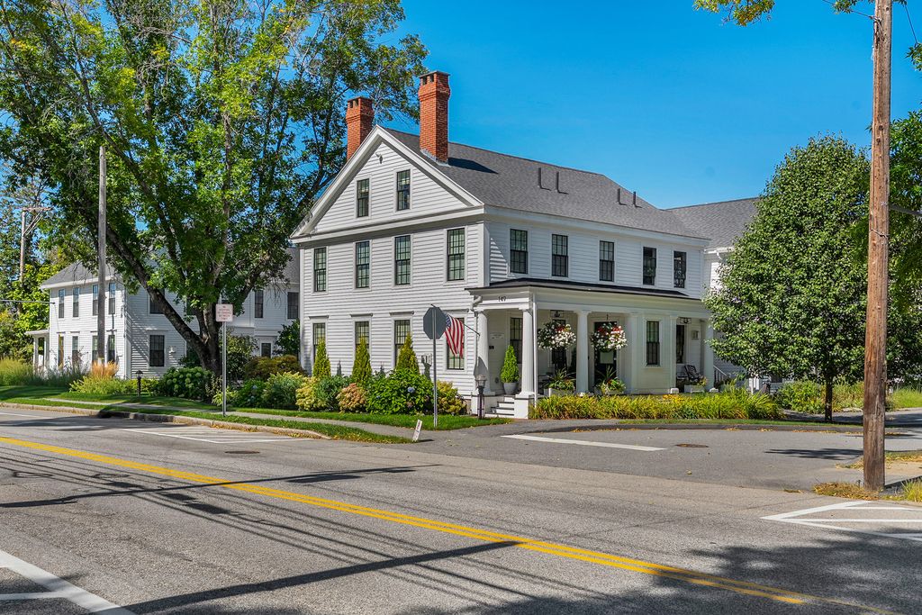 153 Main Street 4, Yarmouth, ME 04096 — exterior