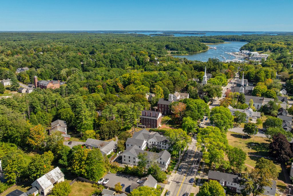 153 Main Street 4, Yarmouth, ME 04096 — photo 2