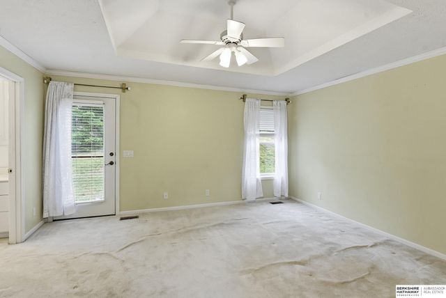 36712 Oakmont Drive, Louisville, NE 68037