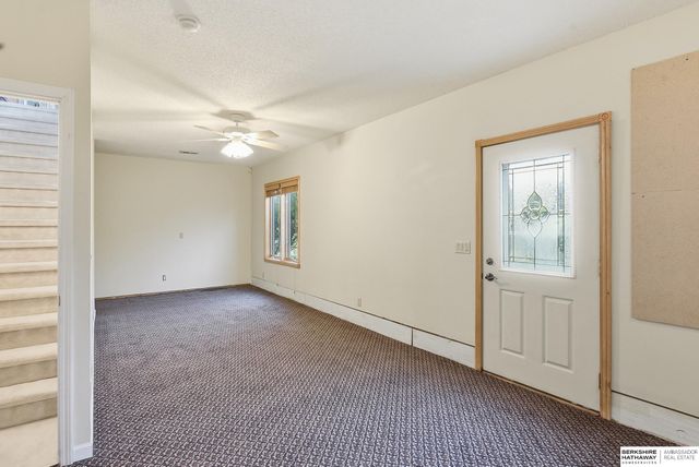 36712 Oakmont Drive, Louisville, NE 68037