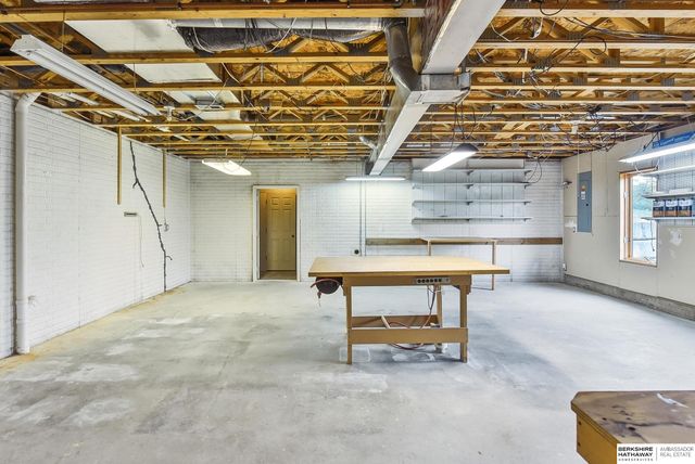 36712 Oakmont Drive, Louisville, NE 68037