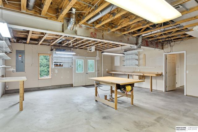 36712 Oakmont Drive, Louisville, NE 68037