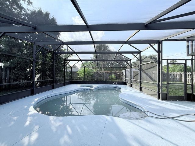 684 SEVEN GABLES CIRCLE SE, Palm Bay, FL 32909