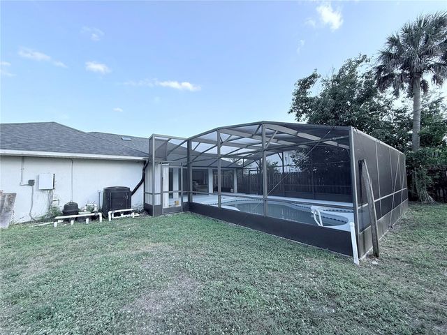 684 SEVEN GABLES CIRCLE SE, Palm Bay, FL 32909