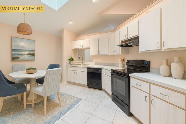 684 SEVEN GABLES CIRCLE SE, Palm Bay, FL 32909