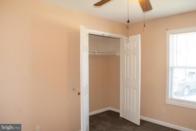 13 CRESTVIEW DR, Front Royal, VA 22630