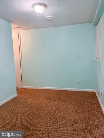 13 CRESTVIEW DR, Front Royal, VA 22630