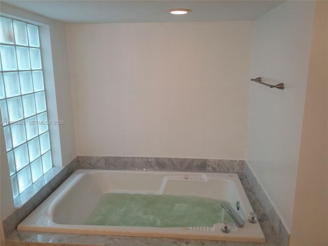 17275 Collins Ave 801, Sunny Isles Beach, FL 33160