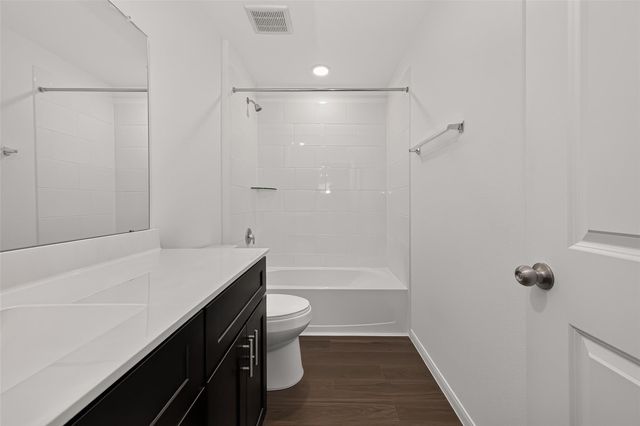 338 Shady Cedar Hill Lane, Conroe, TX 77378