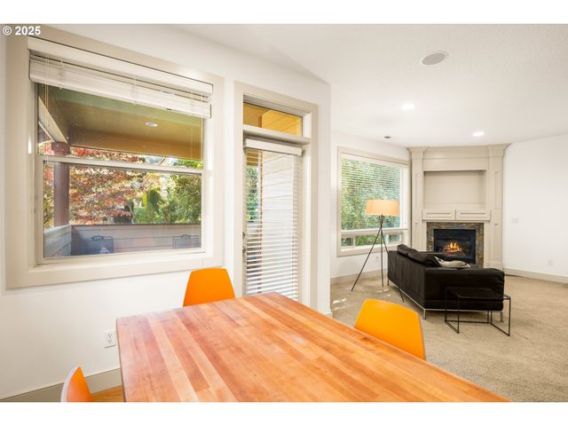 242 Se 29TH St, Gresham, OR 97080