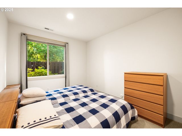 242 Se 29TH St, Gresham, OR 97080