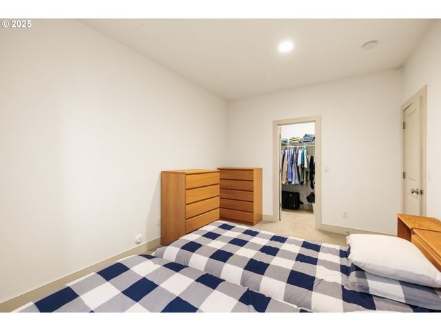 242 Se 29TH St, Gresham, OR 97080